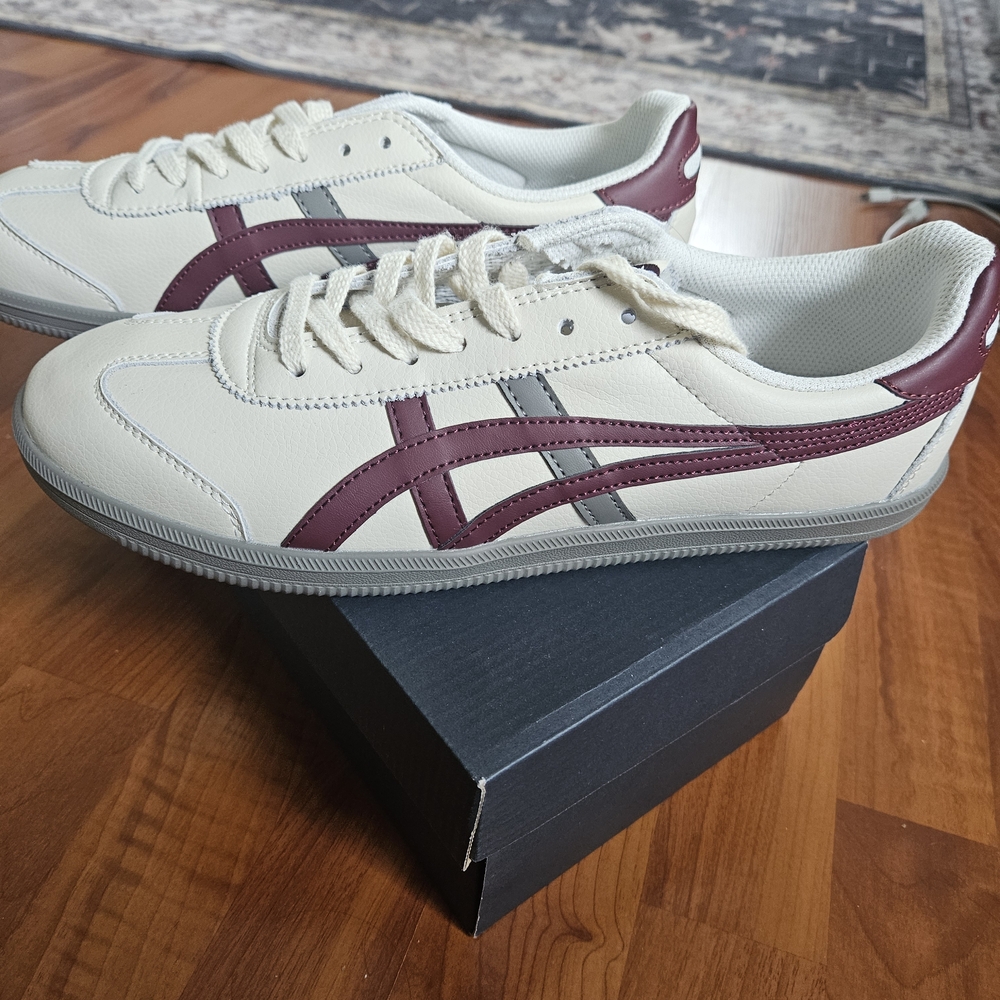 Tiger Sneakers
